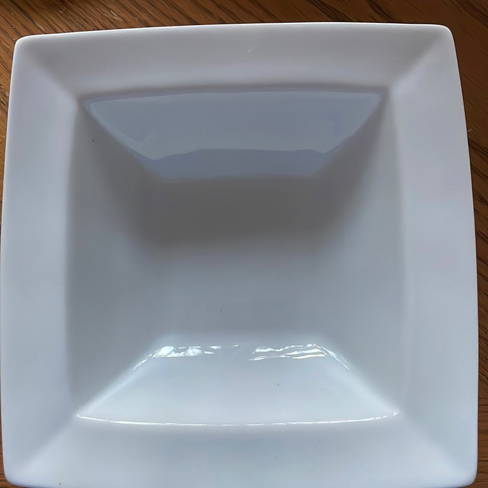 2 Porcelain Bowls 6” x 6”